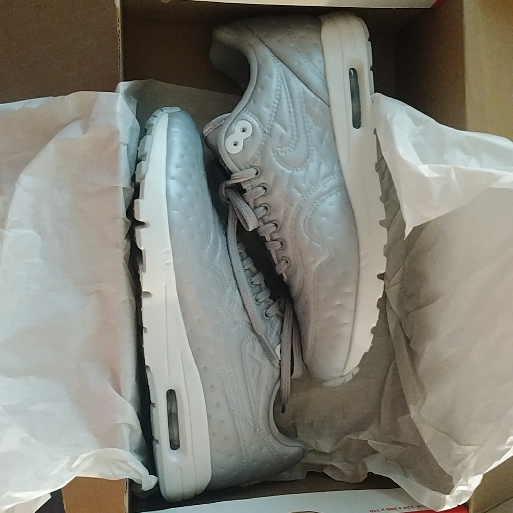 Nike wmns air max 1